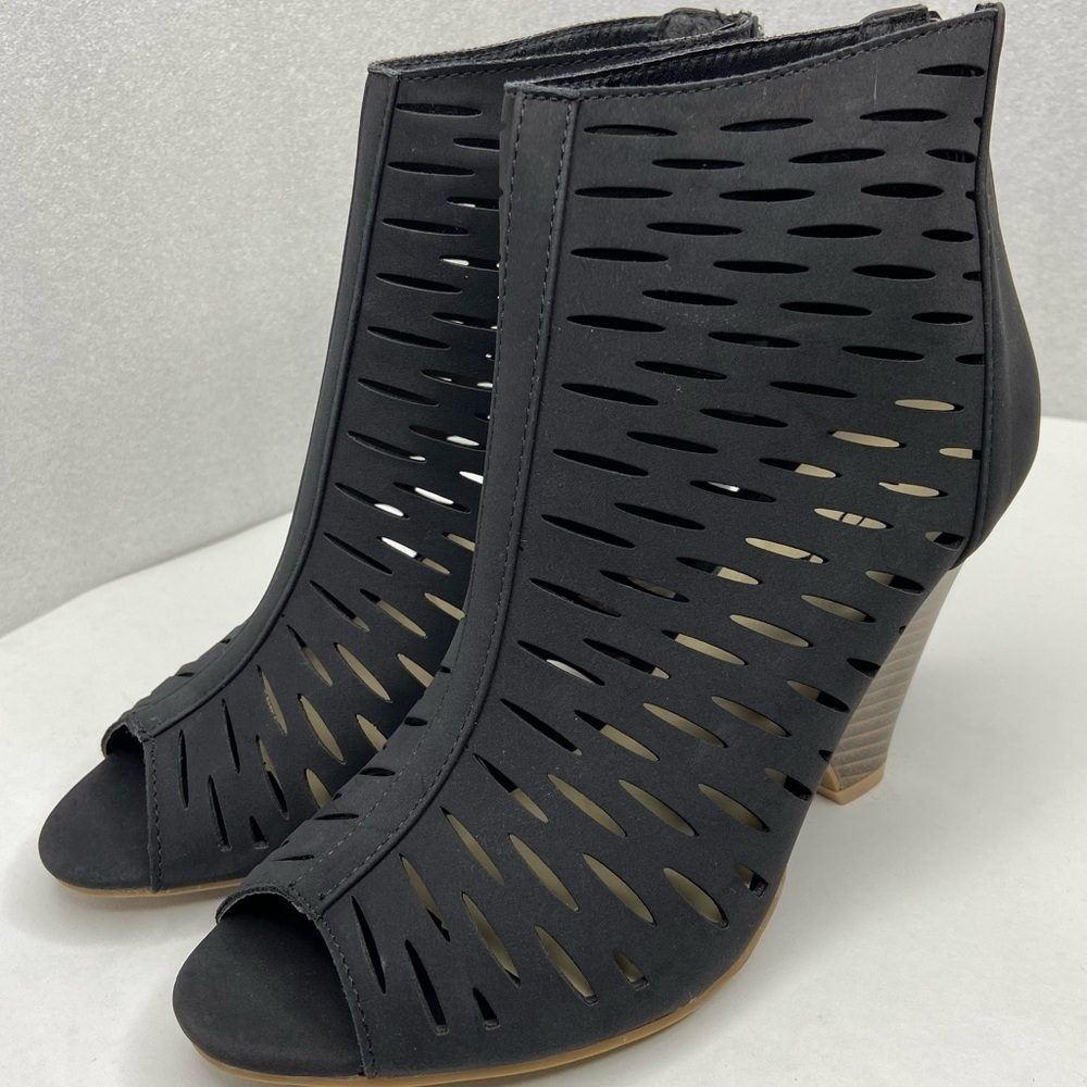 Bumper Wood look heel Open Toe Ankle Boots Size 8 Heel Zip New in Box